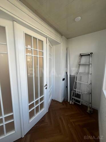 Продаётся 3-комн. вторичка 65 м², м. Ази Асланов, photo 8 from 20