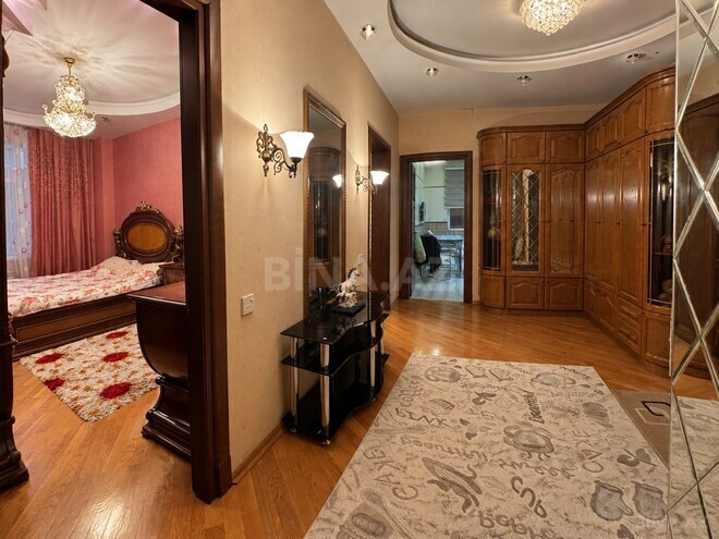 Сдается 3-комн. новостройка 135 м², м. Низами, photo 13 from 26