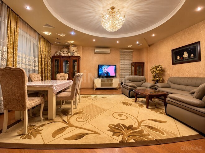 Сдается 3-комн. новостройка 135 м², м. Низами, photo 4 from 26