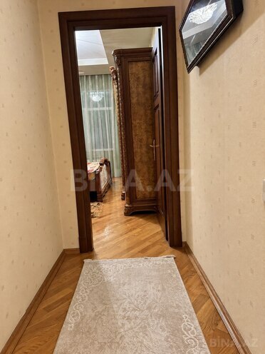 Сдается 3-комн. новостройка 135 м², м. Низами, photo 14 from 26