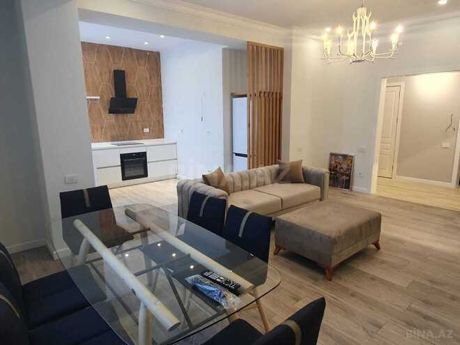 Сдается 3-комн. новостройка 100 м², м. Элмляр Академиясы, photo 4 from 29