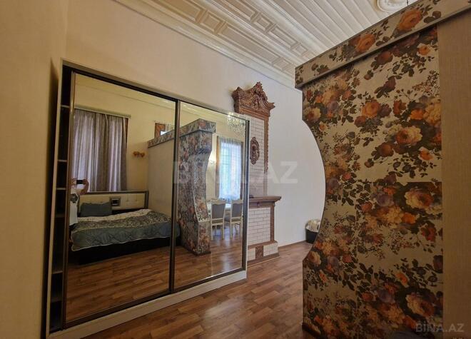 Продаётся 2-комн. вторичка 70 м², м. Низами, photo 7 from 12