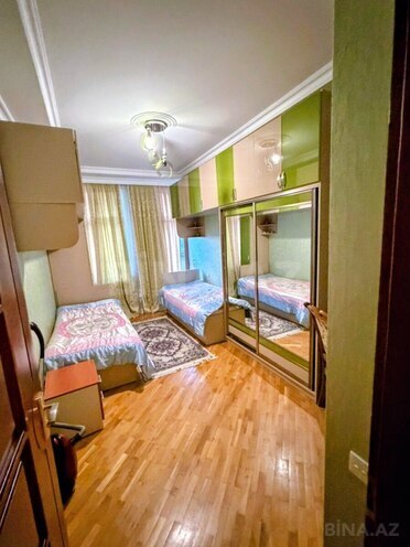 Продаётся 3-комн. новостройка 175 м², м. Элмляр Академиясы, photo 3 from 9
