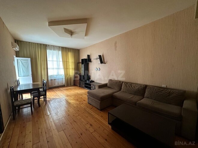 Сдаётся 2-комн. новостройка 70 м², м. Ази Асланов, photo 1 from 15