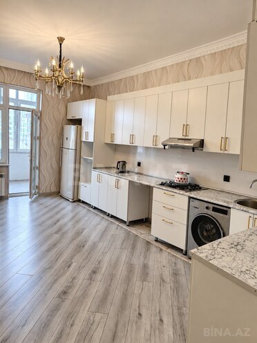 Сдается 3-комн. новостройка 156 м², Насиминский  р., photo 11 from 15