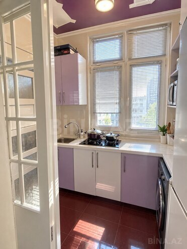Satılır 2 otaqlı köhnə tikili 40 m², İnşaatçılar m., photo 4 from 12