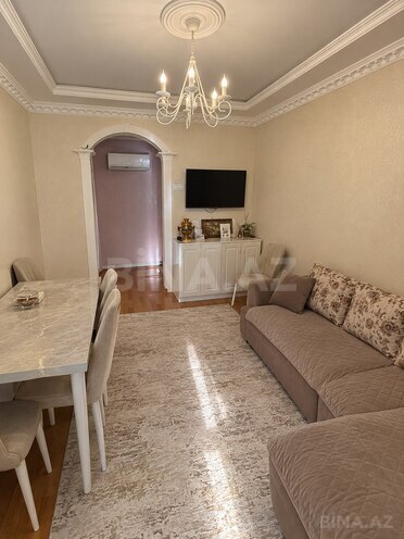 Satılır 2 otaqlı köhnə tikili 40 m², İnşaatçılar m., photo 3 from 12