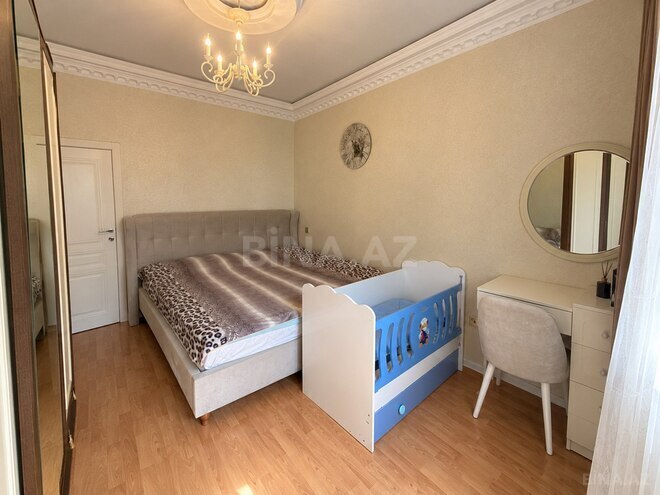Satılır 2 otaqlı köhnə tikili 40 m², İnşaatçılar m., photo 7 from 12