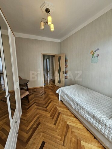Продаётся 3-комн. вторичка 80 м², пос. Бакиханова, photo 6 from 20