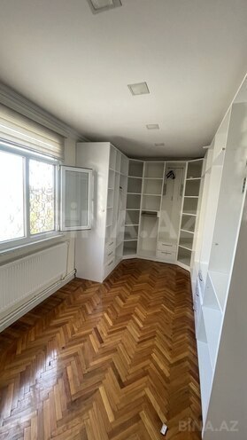 Satılır 3 otaqlı köhnə tikili 100 m², Sahil m., photo 17 from 18