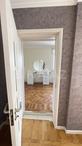 Satılır 3 otaqlı köhnə tikili 100 m², Sahil m., photo 12 from 18