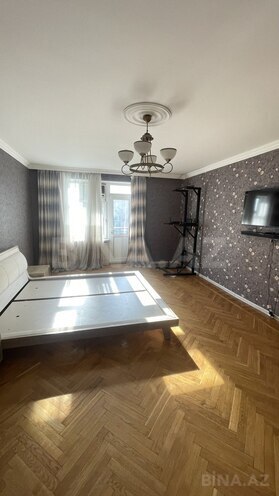 Satılır 3 otaqlı köhnə tikili 100 m², Sahil m., photo 13 from 18
