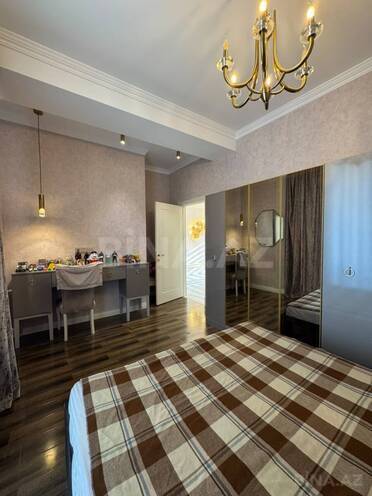 Satılır 4 otaqlı həyət evi/bağ evi 250 m², Bakıxanov q., photo 14 from 32