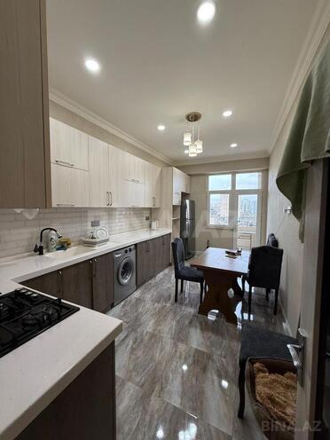Продаётся 2-комн. новостройка 100 м², м. Элмляр Академиясы, photo 1 from 9