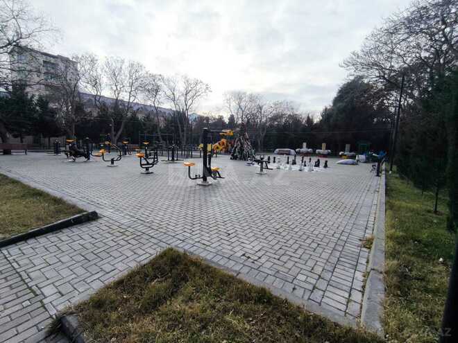 Satılır 3 otaqlı köhnə tikili 70 m², Nəsimi r., photo 1 from 10