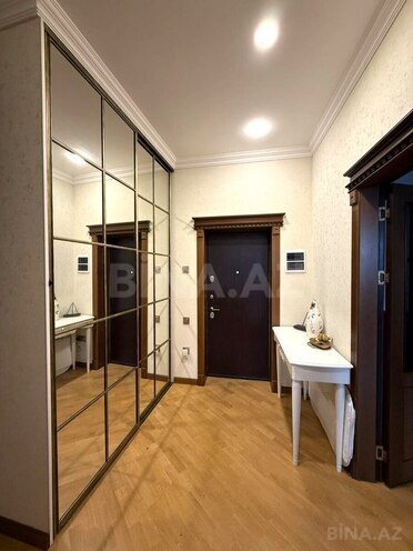 Продаётся 3-комн. новостройка 101 м², м. Низами, photo 16 from 20