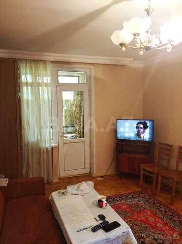Продаётся 2-комн. вторичка 40 м², Хатаинский р., photo 1 from 7