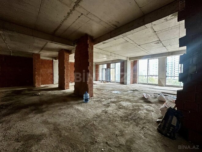 Продаётся 4-комн. новостройка 185 м², м. Низами, photo 9 from 11