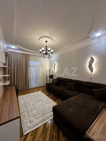 Продается 2-комн. новостройка 63 м², Абшеронcкий  р., photo 1 from 21