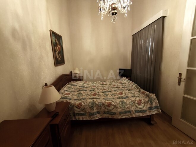 Продаётся 2-комн. вторичка 70 м², м. Низами, photo 7 from 24