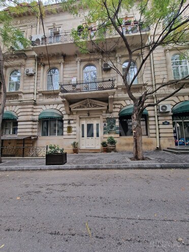 Сдаётся 3-комн. вторичка 100 м², м. Сахил, photo 3 from 32