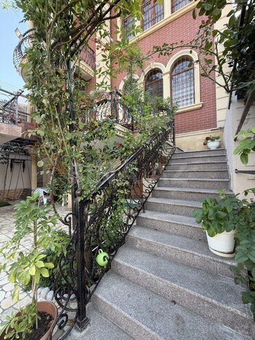 Satılır 7 otaqlı həyət evi/bağ evi 350 m², Qaraçuxur q., photo 4 from 30