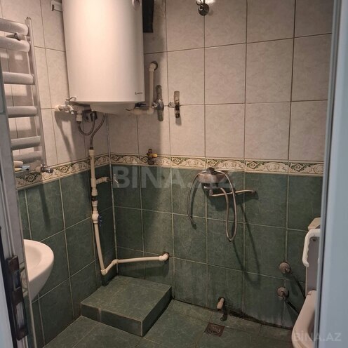 Продается 3-комн. вторичка 70 м², м. Элмляр Академиясы, photo 7 from 9