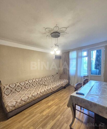 Satılır 2 otaqlı köhnə tikili 55 m², İnşaatçılar m., photo 10 from 21