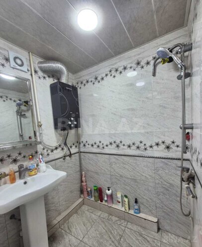 Satılır 2 otaqlı köhnə tikili 55 m², İnşaatçılar m., photo 20 from 21