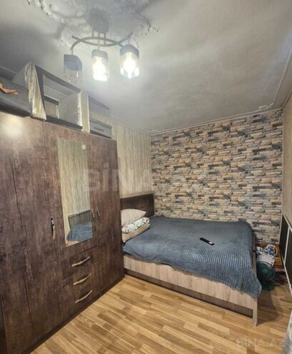 Satılır 2 otaqlı köhnə tikili 55 m², İnşaatçılar m., photo 19 from 21