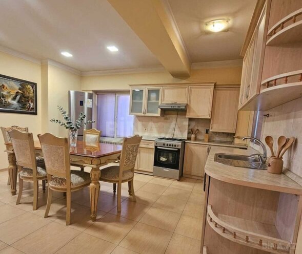 Satılır 2 otaqlı köhnə tikili 65 m², Şah İsmayıl Xətai m., photo 6 from 17