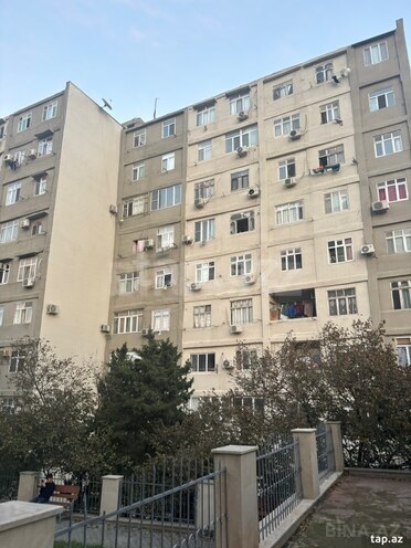 Продается 3-комн. вторичка 65 м², м. Мемар Аджеми, photo 1 from 8