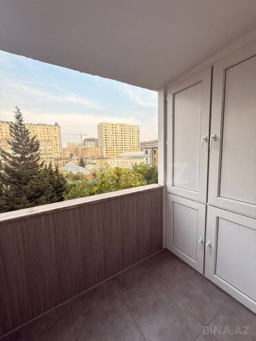 Satılır 3 otaqlı köhnə tikili 70 m², Elmlər Akademiyası m., photo 21 from 22