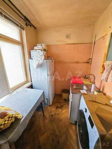Продаётся 2-комн. вторичка 35 м², м. Элмляр Академиясы, photo 7 from 8