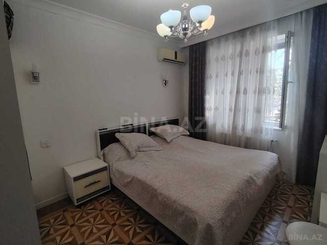 Satılır 4 otaqlı köhnə tikili 100 m², Azadlıq Prospekti m., photo 10 from 13