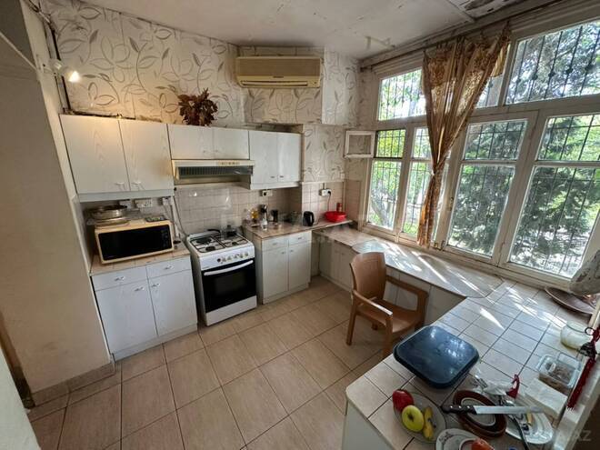 Продаётся 4-комн. вторичка 90 м², Ясамальский р., photo 17 from 22