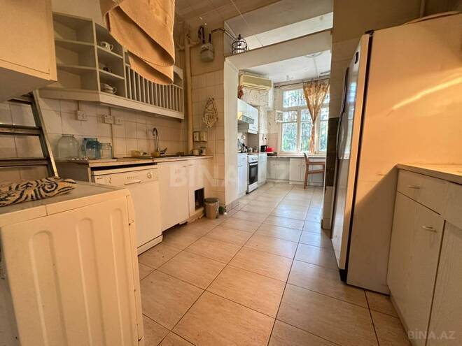 Продаётся 4-комн. вторичка 90 м², Ясамальский р., photo 14 from 22