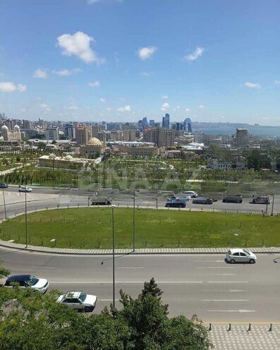 Satılır 3 otaqlı köhnə tikili 85 m², Elmlər Akademiyası m., photo 3 from 17