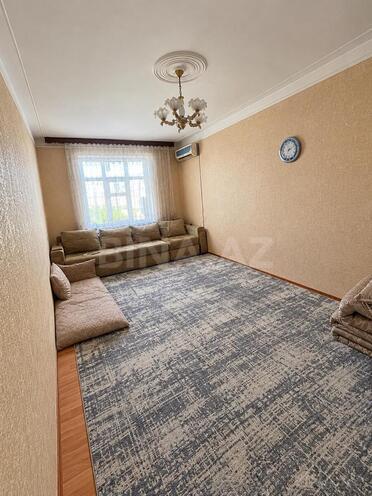 Продаётся 3-комн. вторичка 80 м², м. Ахмедлы, photo 1 from 8