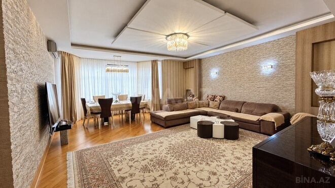 Satılır 4 otaqlı yeni tikili 200 m², 8 Noyabr m., photo 1 from 23