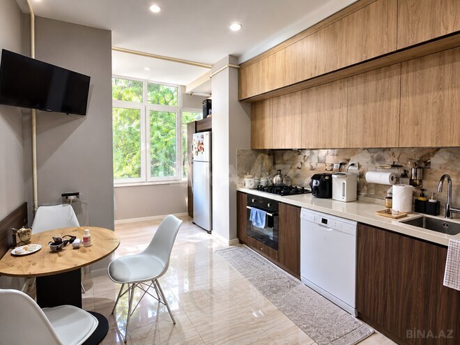 Satılır 3 otaqlı köhnə tikili 80 m², Sahil m., photo 11 from 14