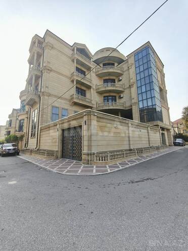 Satılır 8 otaqlı həyət evi/bağ evi 560 m², Nəsimi m., photo 1 from 32