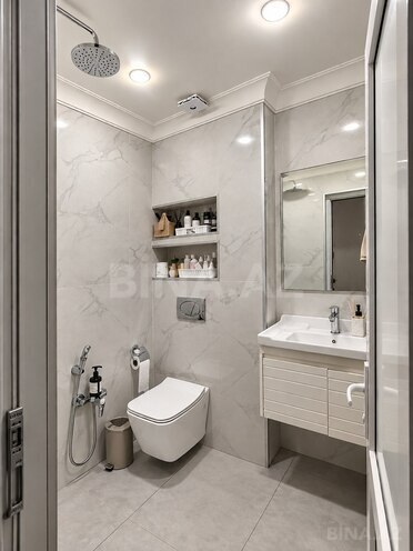 Satılır 4 otaqlı köhnə tikili 110 m², Azadlıq Prospekti m., photo 27 from 32