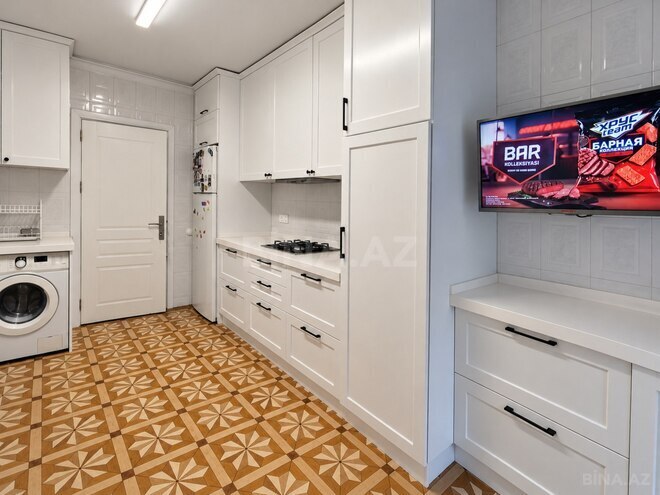 Satılır 4 otaqlı köhnə tikili 110 m², Azadlıq Prospekti m., photo 25 from 32