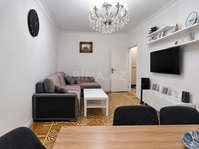 Satılır 4 otaqlı köhnə tikili 110 m², Azadlıq Prospekti m., photo 6 from 32