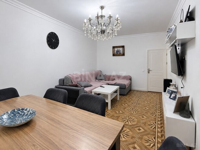 Satılır 4 otaqlı köhnə tikili 110 m², Azadlıq Prospekti m., photo 7 from 32
