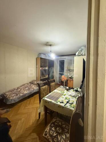 Продаётся 1-комн. вторичка 30 м², м. Иншаатчылар, photo 1 from 6
