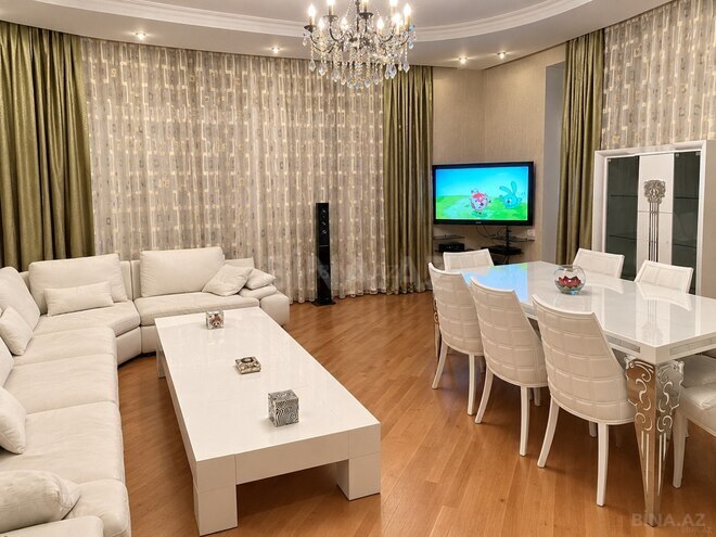 İcarəyə verilir 3 otaqlı yeni tikili 120 m², İnşaatçılar m., photo 6 from 25