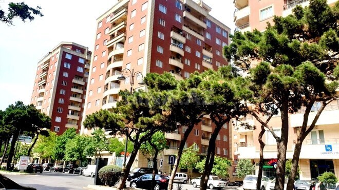Satılır 4 otaqlı yeni tikili 190 m², Nizami m., photo 1 from 9