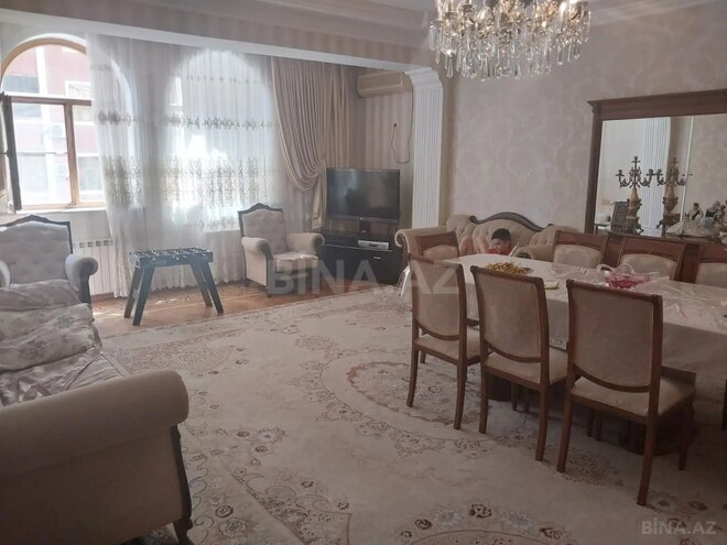Продаётся 4-комн. вторичка 169.5 м², пос. 8-й мкр, photo 3 from 11